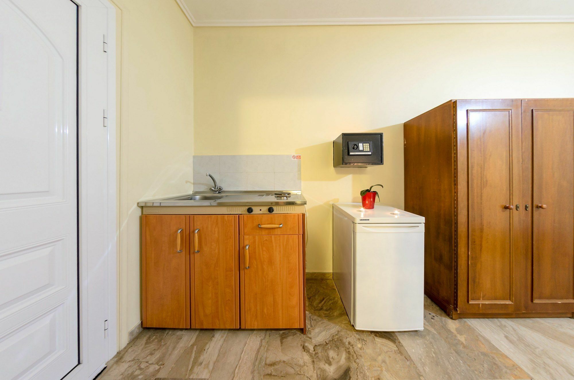 Borsalino Studios & Apartments Laganas Extérieur photo
